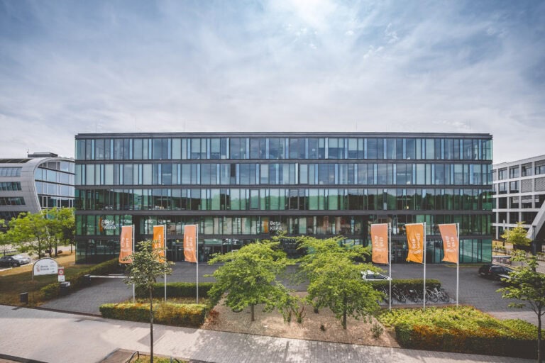 Gebäude von der Beta Klinik.